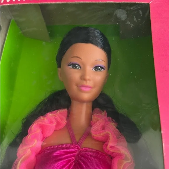 VINTAGE Barbie Island fun MIKO doll 1980s Mattel Canada Inc. NEW IN BOX! 💕 - Picture 3 of 17